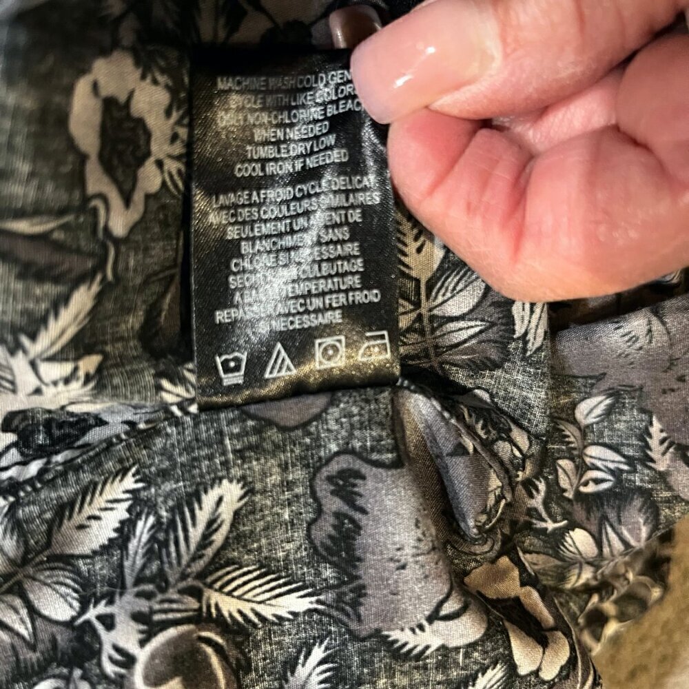 DRAVUS "Built for Wear" Gray & Black Floral Short Sleeve Button Up Men's Shirt L - Picture 8 of 8